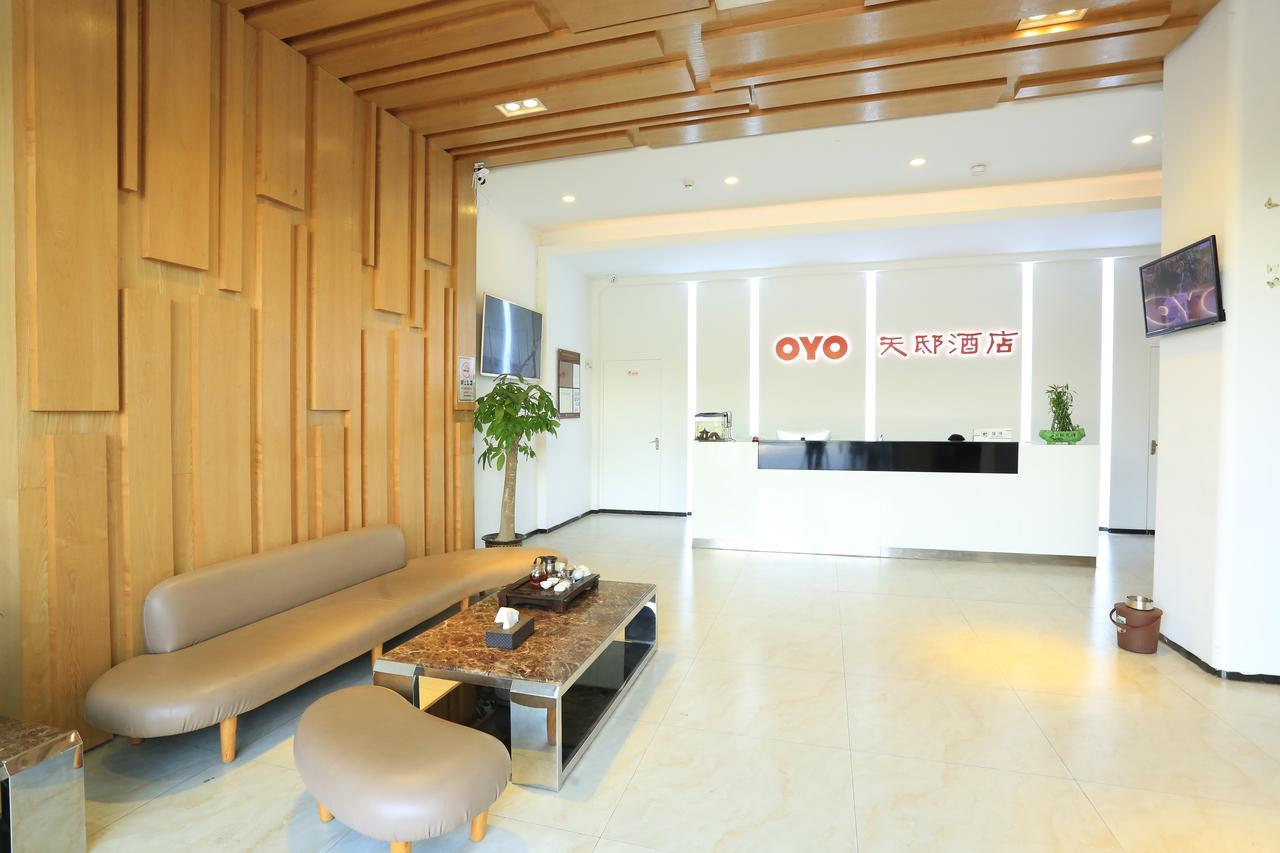 Oyo8001 Tiandi Hotel Shenzhen Exterior foto