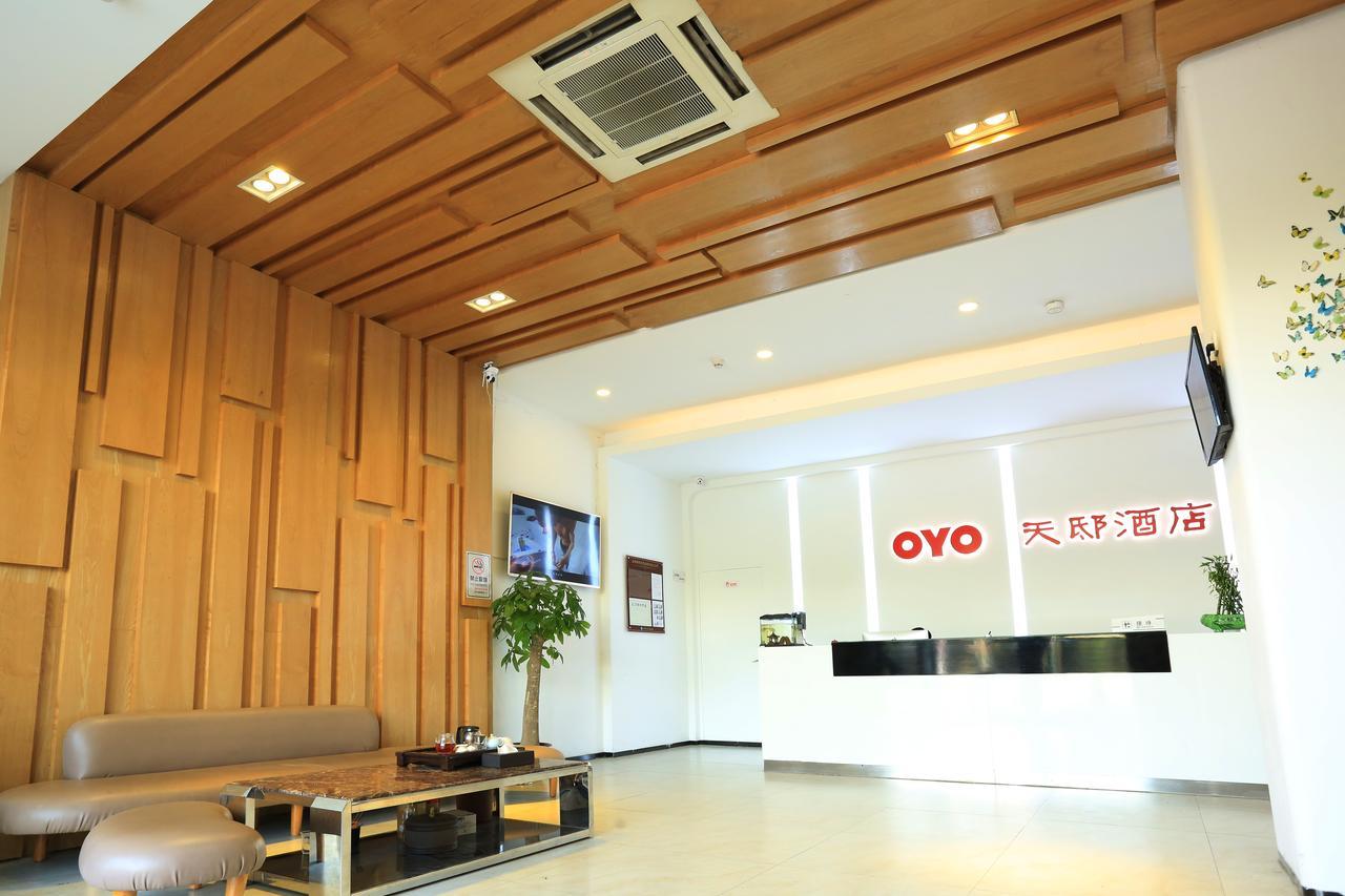 Oyo8001 Tiandi Hotel Shenzhen Exterior foto